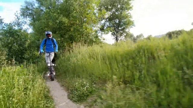 На моноколесе покатушка 22 клёвые тропки, электросамокат Electric unicycle 20200621(1) смотреть онлайн
