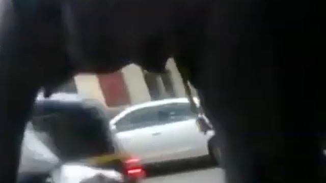Прикол. Слон уронил велосипед. Смешное видео смотреть онлайн