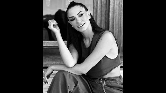 Demet Özdemir explicó todo en la entrevista que concedió tras los recientes hechos.choque choque смотреть онлайн