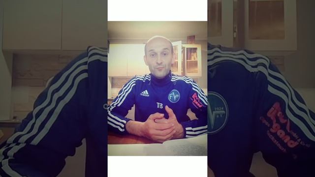 Зачем я слушаю священника 100 раз? смотреть онлайн