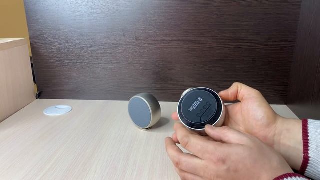 Компактная металлическая Блютуз Колонка с кольцом. смотреть онлайн