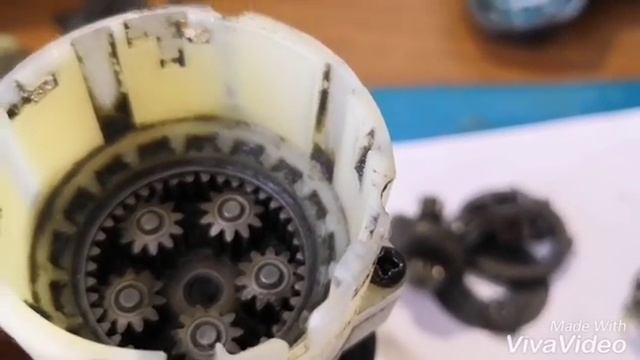Ремонт редуктора шуруповерта MAKITA. смотреть онлайн
