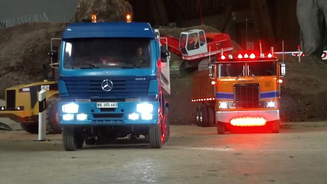 RC MODEL TRUCK MERCEDES-BENZ SK 5053 10x10 TIPPER IN Laufenburg, SWITZERLAND, 2009 смотреть онлайн