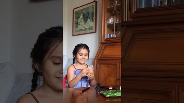 5 year-old Make Up Tutorial смотреть онлайн