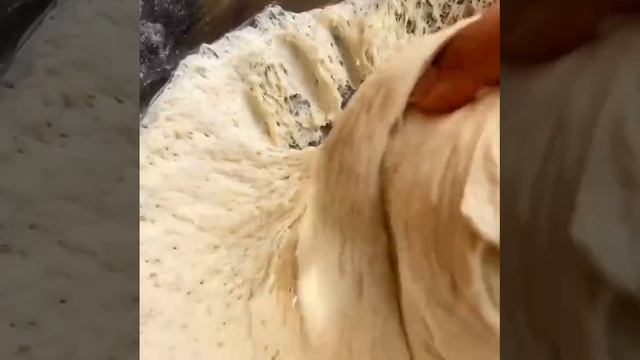 Домашние пирожки с луком и яйцом смотреть онлайн