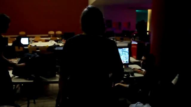 Starcraft 2 - Lan ETS 2011 The End смотреть онлайн