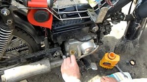 Что будет если в мопед залить автомобильное масло