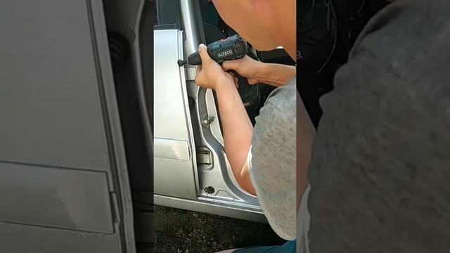 Стройка Современности