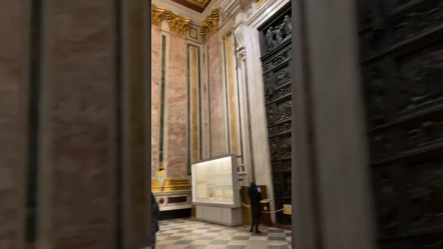 Исаакиевский собор. Внутри. смотреть онлайн