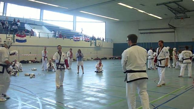 Sparring Andrew Jones Sparring Vs. Michael Tjin A Lien смотреть онлайн