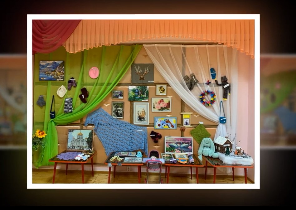 Выставка "Мамины руки не знают скуки-2022".mp4 смотреть онлайн