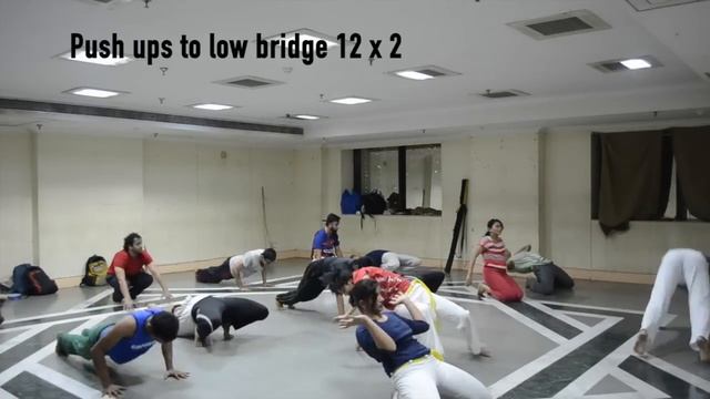 Capoeira India Dadar branch 30 minute core training class смотреть онлайн