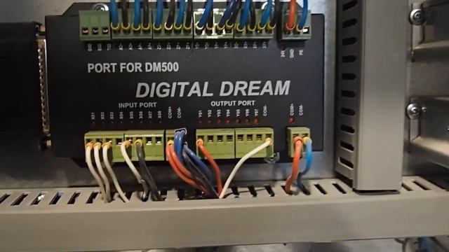 Электро-ящик самодельного станка под управлением DM500 смотреть онлайн