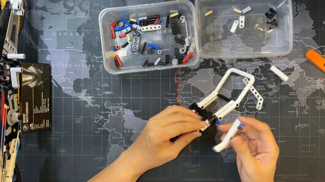 Lego Technic 42130 BMW  M 1000 RR Speed Build 4K