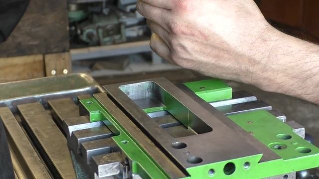 Дебют приспособления . Device number 1 in operation смотреть онлайн