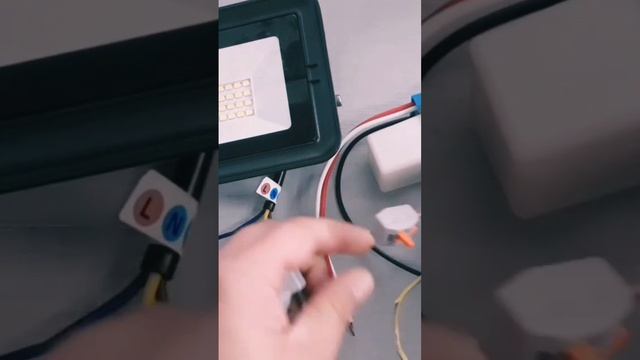 ЭТО ГЕНИАЛЬНО...Как правильно соединить провода.. смотреть онлайн