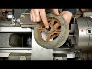 Токарная обработка резины.