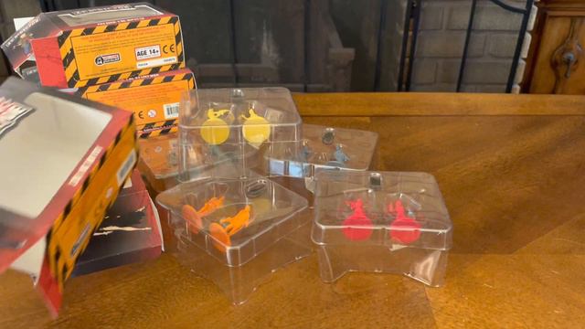 Zombicide: Exclusive Figures from Seasons 1, 2 & 3 (Unboxing #298) смотреть онлайн