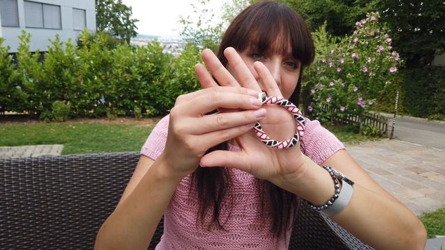 Жгуты из бисера. Вязание крючком с бисером. Мотивы для вязания смотреть онлайн