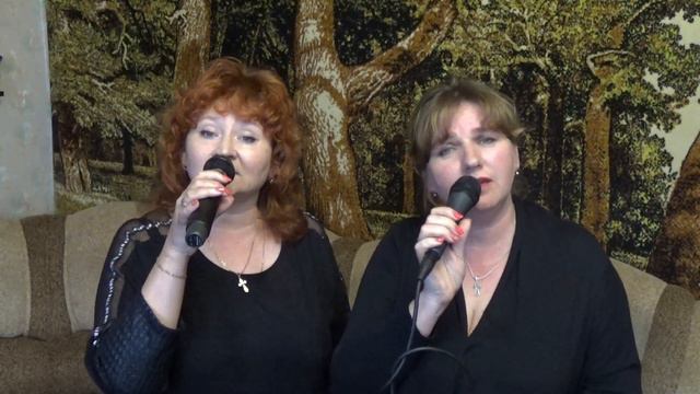 НОЧКА ЛУГОВАЯ Поют Сёстры Романтеевы (в условиях самоизоляции, май 2020) смотреть онлайн