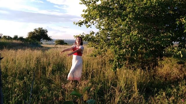 Liza Izlesa - Наши ноги стоят на земле ... смотреть онлайн