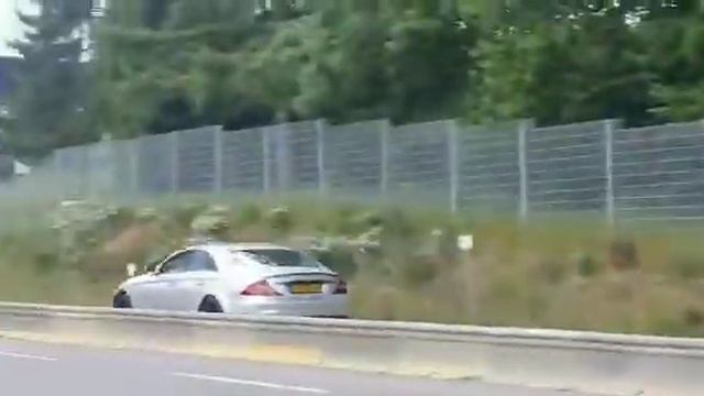 Mercedes Benz CLS 500 W219 w/ AMG Exhaust Fly By at ED tankstelle Nürburgring 2022 смотреть онлайн