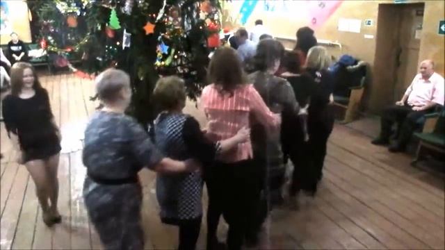 Новый год в сельском клубе 180565 смотреть онлайн