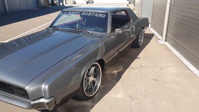 68 502 Ford Thunderbird Custom смотреть онлайн