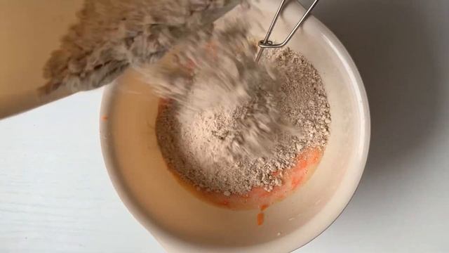 ВКУСНЫЙ И ПОЛЕЗНЫЙ МОРКОВНЫЙ КЕКС. Простой рецепт, который сможет приготовить каждый. смотреть онлайн