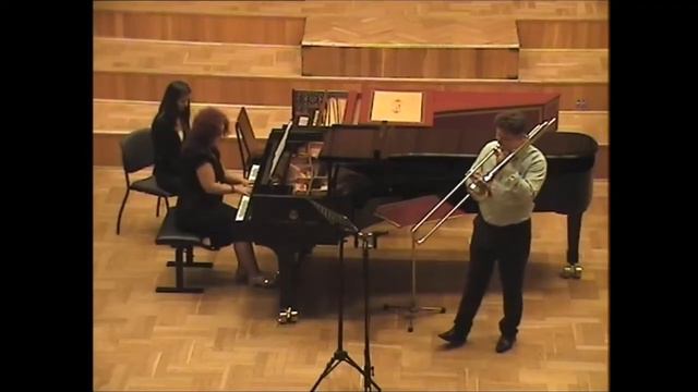 Jacques Casteréde: Sonatine - II. and I. Movement смотреть онлайн
