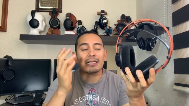 AKG K712 Pro Vs AKG K612 Pro Vs AKG K240 Studio Vs AKG K7XX | LLia Guerra De Los AKG