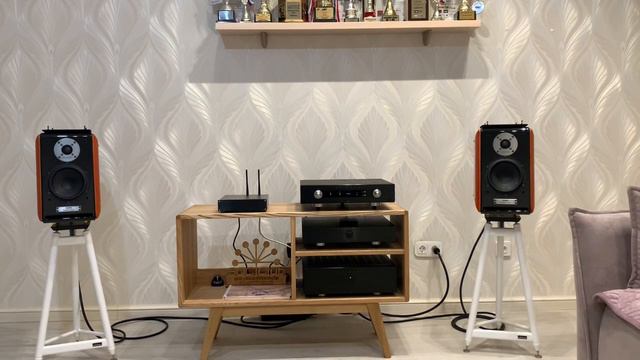 Primare Pre35 Prisma/ A35.2/Usher Be718 смотреть онлайн