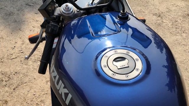 1998 Suzuki GSXR 1100 Walkaround and Startup смотреть онлайн