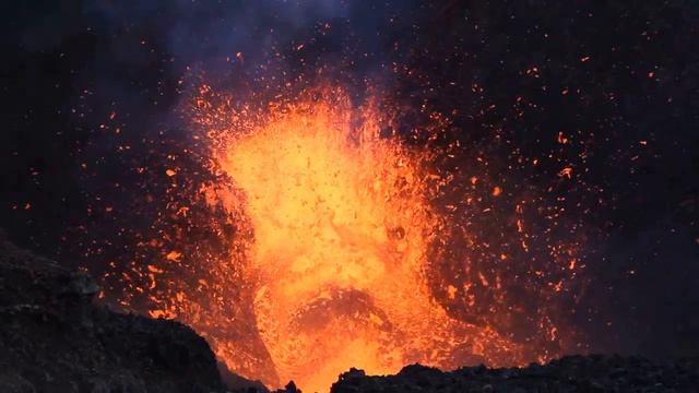 Извержение вулкана Плоский Толбачик (Камчатка) смотреть онлайн