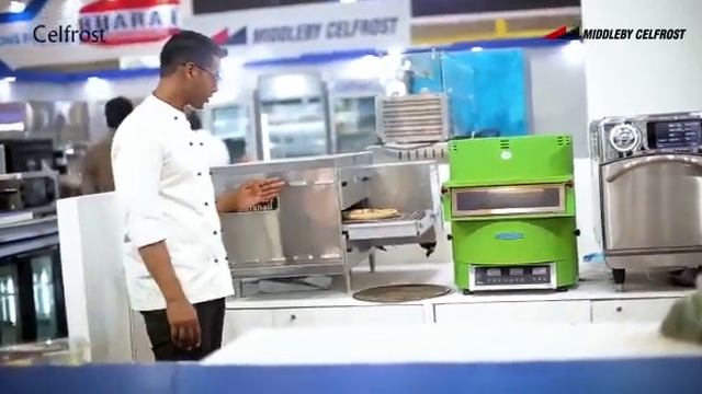 Pizza in 5 minutes in Middleby Marshall conveyor impingement oven by Chef Dheeraj смотреть онлайн