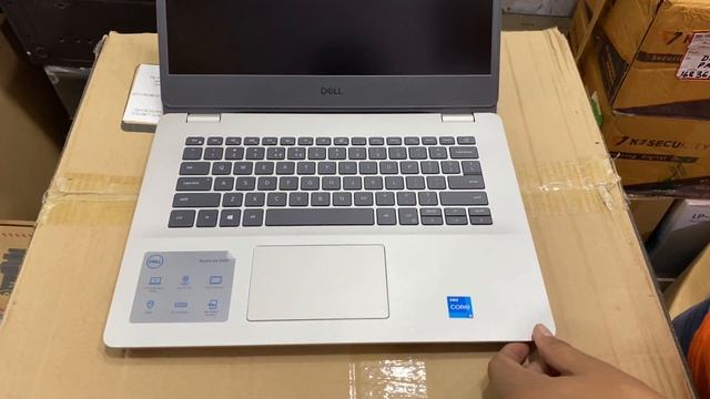 Dell Vostro 3400 2021⚡️ I5 11GEN 8GB/512 SSD14 FHD W10 Silver colour UHD graphics backlit keyboard? смотреть онлайн