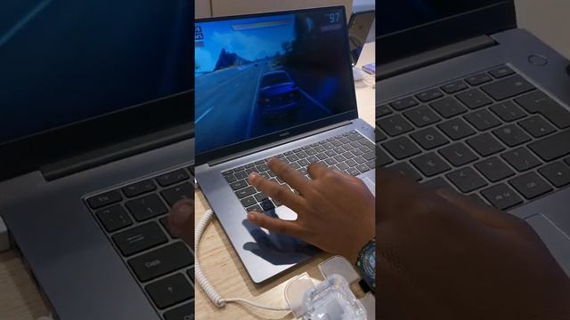 Huawei MateBook D14 Gaming смотреть онлайн