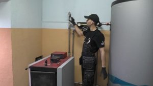 Твердотопливный котел и буферная ёмкость