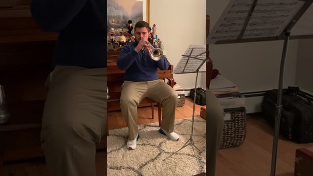 Sonata for Trumpet and Piano by Kent Kennan - Movement I (performed by Ryan Smolarsky) смотреть онлайн