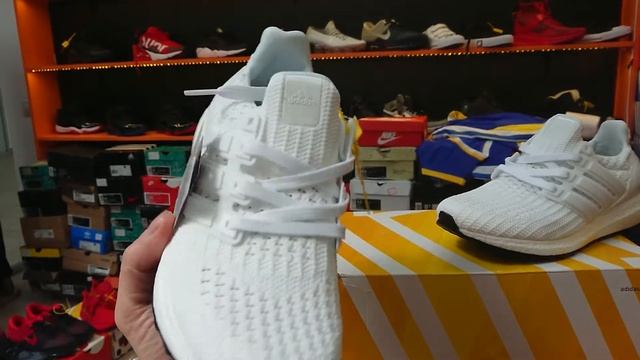 кроссовки Adidas UltraBoost White в магазине youmarket.kz смотреть онлайн
