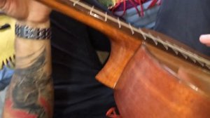 Как опустить струны на классической гитаре с выгнутым грифом (Безанкерный гриф)