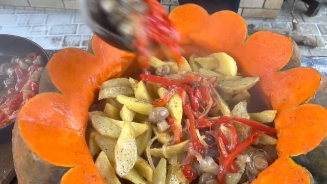 МЯСО С ОВОЩАМИ ПРИГОТОВЛЕННОЕ в 12 килограммовой ТЫКВЕ В ТАНДЫРЕ. ДЫМЛЯМА В ТЫКВЕ. УДИВИ ГОСТЕЙ. смотреть онлайн