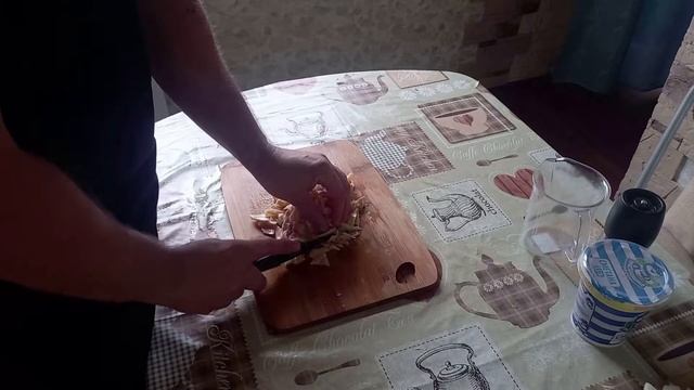 Курица с грибами ПО КУПЕЧЕСКИ- готовлю много съедают быстро! Делюсь рецептом! ПРОСТО быстро вкусно! смотреть онлайн