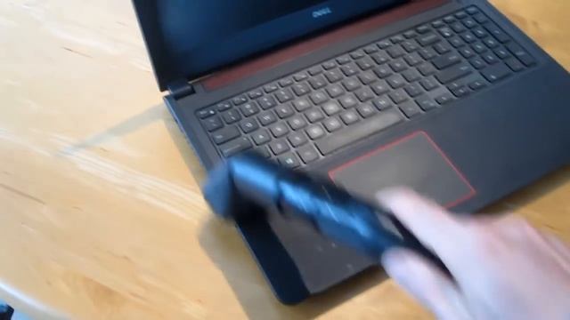 One Year Update! Dell Inspiron 7000 Gaming Laptop i7559-763BLK How to Clean Fans смотреть онлайн