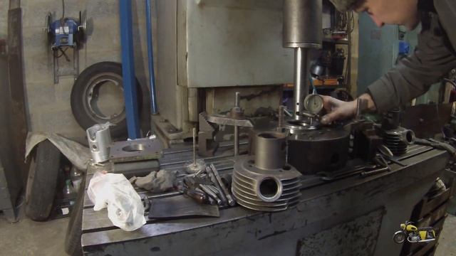 Ява, расточка цилиндра с обратной хонинговкой смотреть онлайн