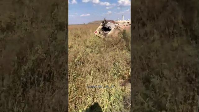 Уничтоженный бронетранспортёр М-113 ВСУ американского производства. смотреть онлайн