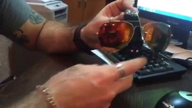 Автомобильный держатель для очков смотреть онлайн