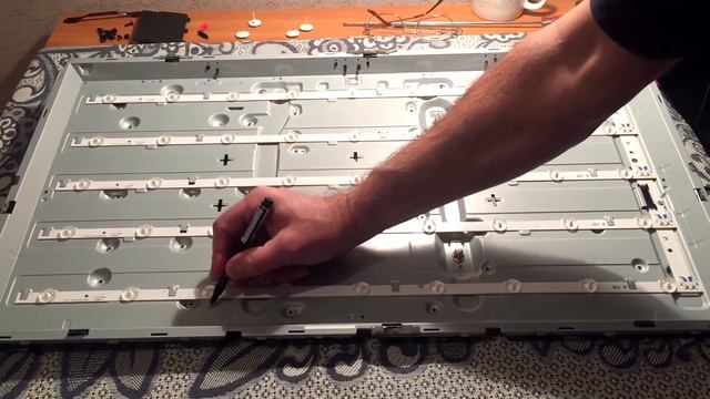 Ремонт подсветки телевизора Samsung UE32F5020AK. Нет изображения