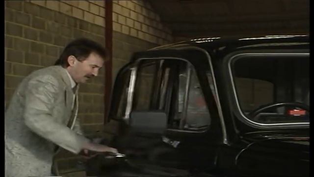 ChuckleVision 3x12 Cabbies and Chips смотреть онлайн