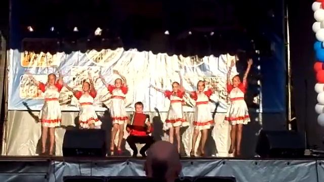 2012.08.11 День города. Сельцо. Танцы. Максим. смотреть онлайн